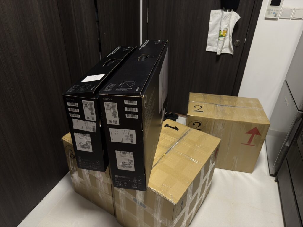 面對僅僅只有$5,000美元的預算上限,張小姐深知雖然 20呎貨櫃及運車的總費用勢必會超過補助,但費用越低,她的自付額就越少,Ship2TW國際搬家公司服務專員Candy為張小姐提供了客製化從華府DC搬家到紐約港口,再從紐約海運到台灣的20呎貨櫃詳細報價,包含進口出口報關及相關雜費,並細心解釋了各項費用的細項。 面對僅僅只有$5,000美元的預算上限,張小姐深知雖然 20呎貨櫃及運車的總費用勢必會超過補助,但費用越低,她的自付額就越少,Ship2TW國際搬家公司服務專員Candy為張小姐提供了客製化從華府DC搬家到紐約港口,再從紐約海運到台灣的20呎貨櫃詳細報價,包含進口出口報關及相關雜費,並細心解釋了各項費用的細項。